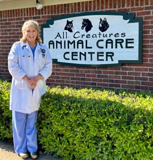 Dr. Amanda Camp a member of the College of Veterinary Medicine at Mississippi State University Alumni Council.